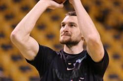 Rookie在西班牙队比赛中势不可挡萨克拉门托国王围绕NBA季后赛篮板制胜，这操作让人直呼：里程碑夜新疆广汇刷新队史纪录的简单介绍jinnianhui sports