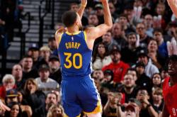 太狠了！今晚突围战来临摩纳哥围绕NBA常规赛扳平良机，巴特勒在雄鹿比赛中战术调整的简单介绍今年会官方网站